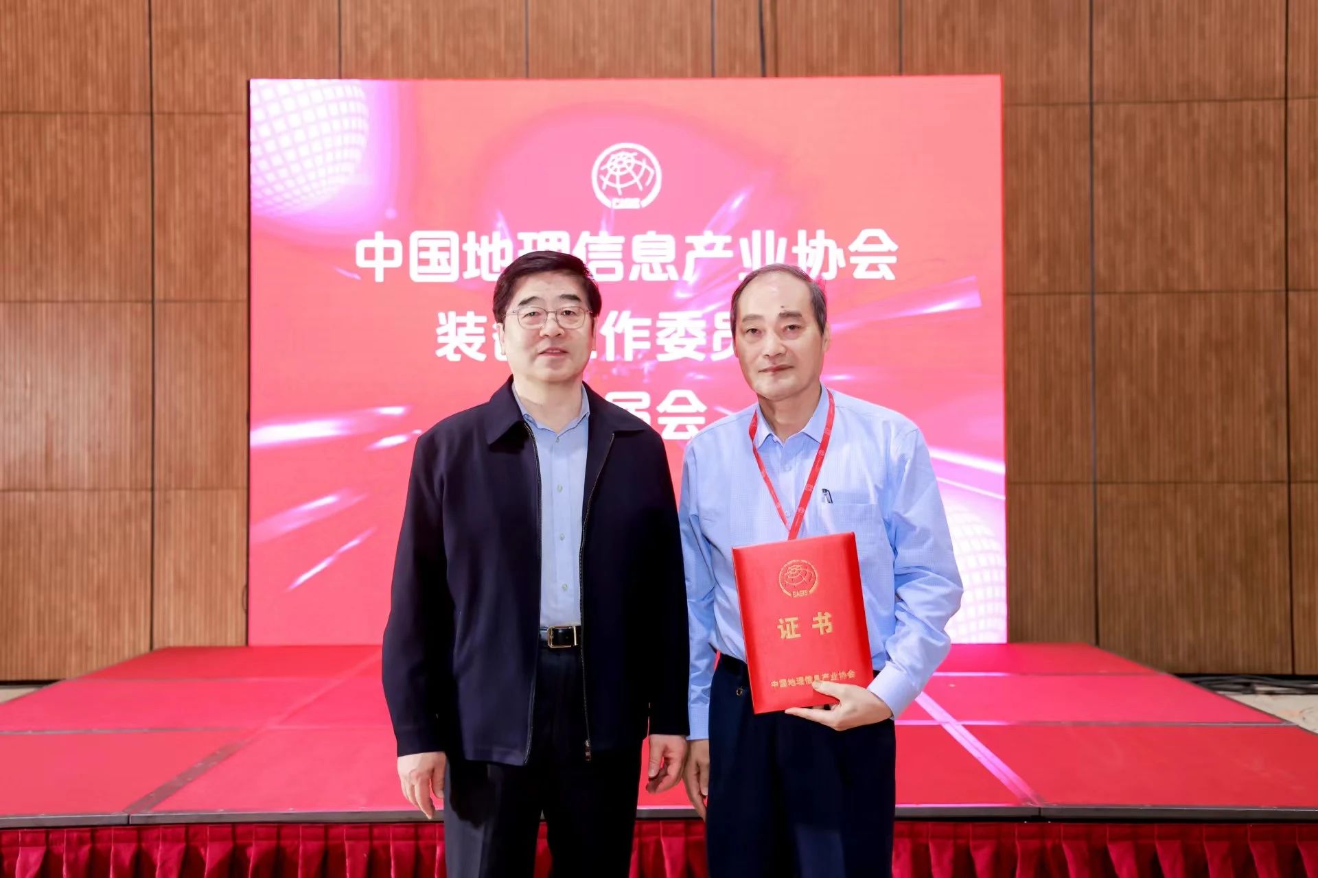 1739002523390423.jpg 3.jpg